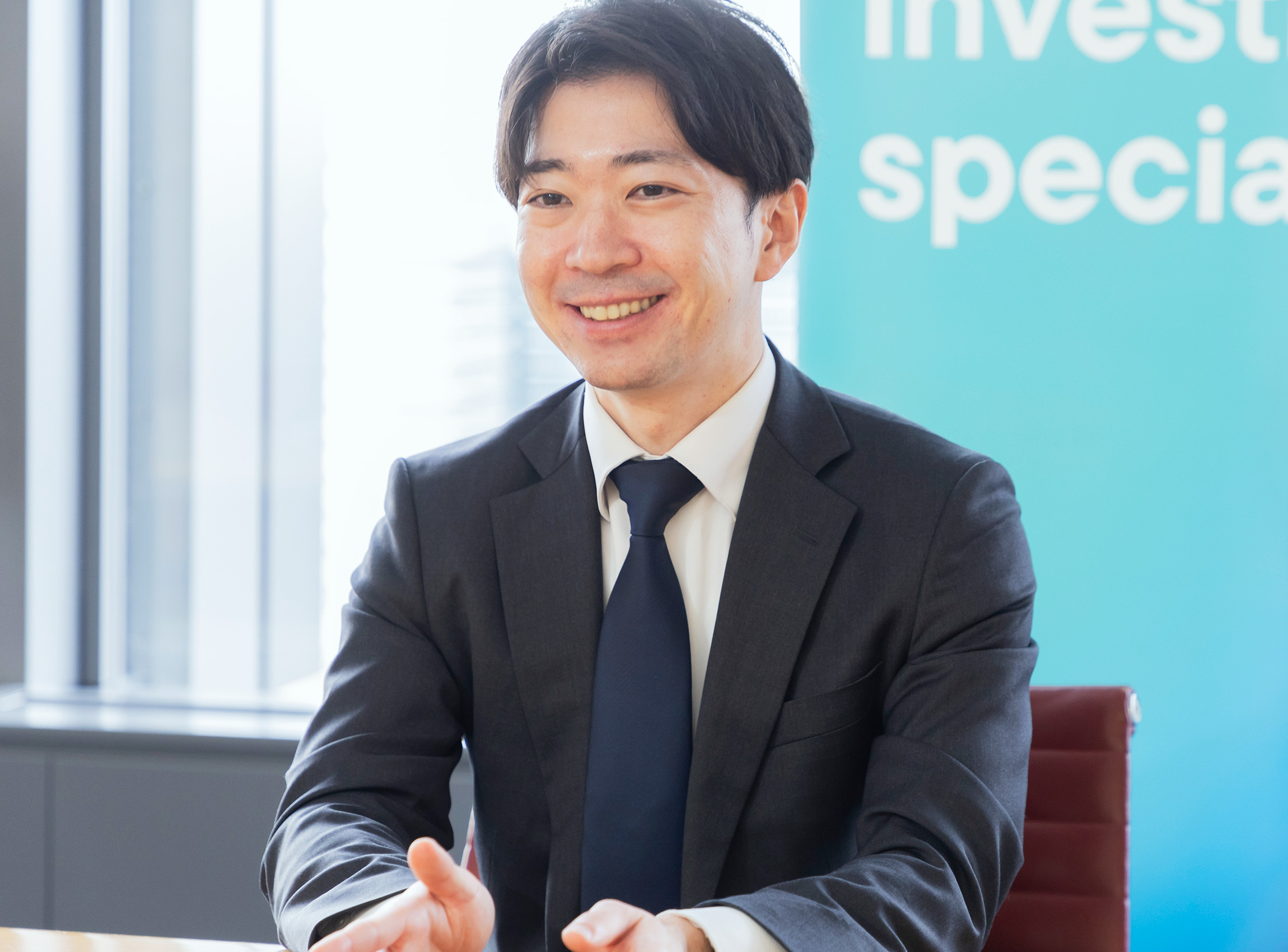「社員の声　TH」肖像